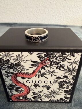 Brand New Gucci Interlocking G Black Enamel Sterling 925 Silver Ring Sz 25 US 11